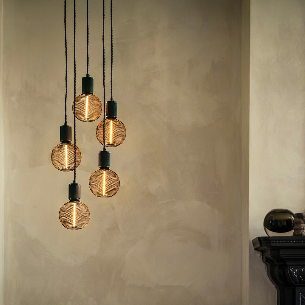 Knurled Edison Cluster Lights - Wire - Black